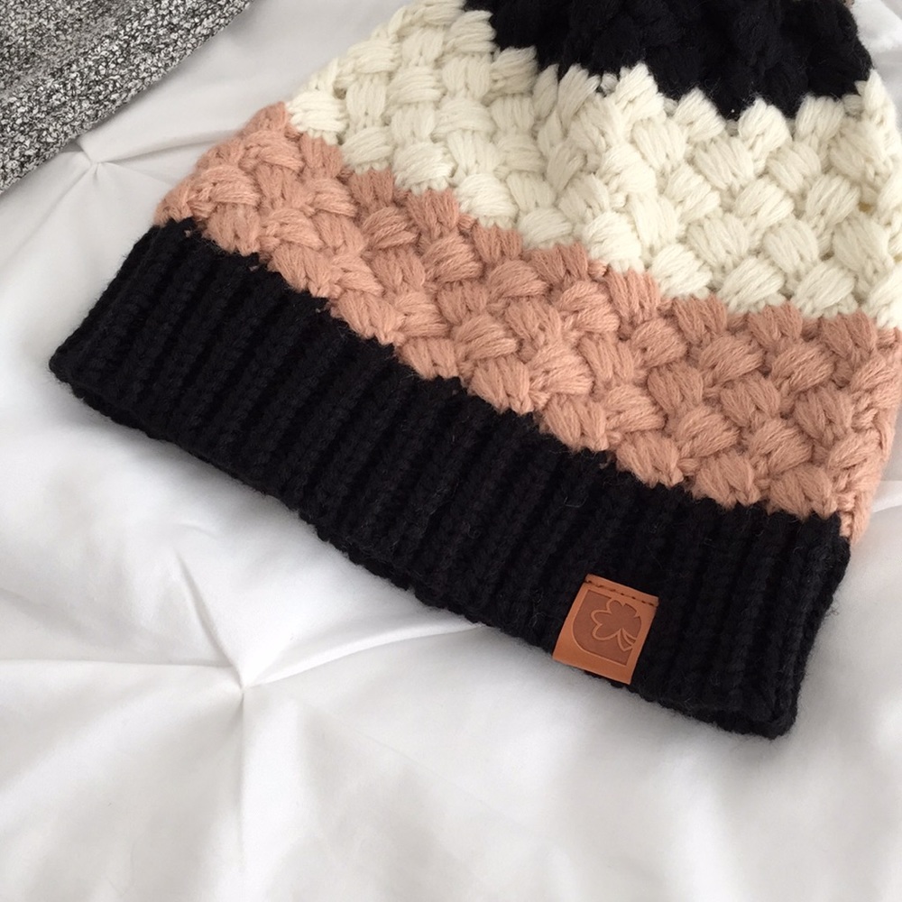 💫 HP 1 left ❗️NWT Women Beanie - Picture 4 of 4